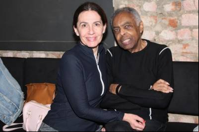 Lula e Janja prestam solidariedade a Gilberto Gil após ataque bolsonarista