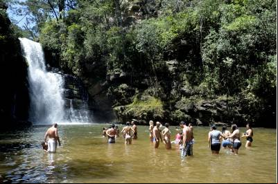 Bombeiros alertam sobre perigos em trilhas, rios e cachoeiras