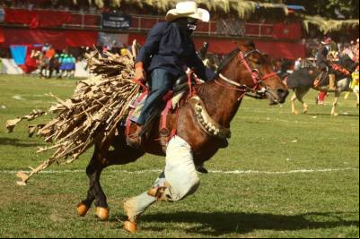 Pirenópolis: Festa do Divino Espírito Santo volta a ser celebrada