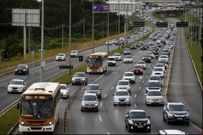 Excesso de velocidade é a principal causa de multas no DF